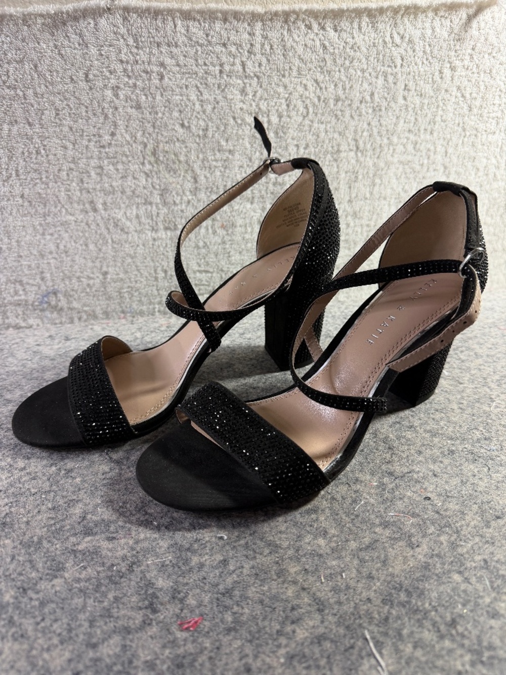 NEW Never Worn Kelly & Katie Black Sparkling Block 3 in Heels Women Sz 8